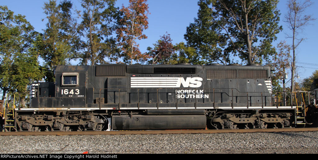 NS 1643